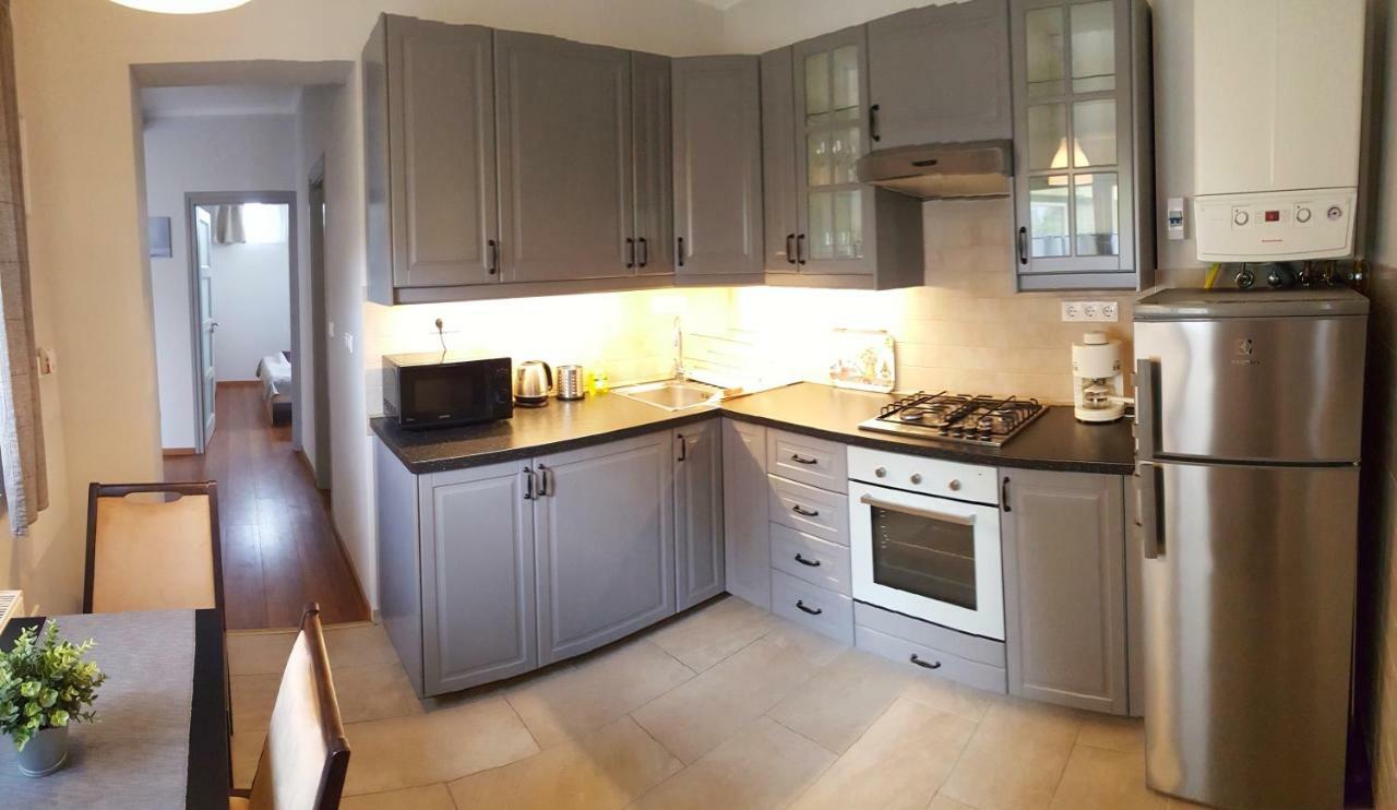 Gardenia Apartman Esztergom Buitenkant foto